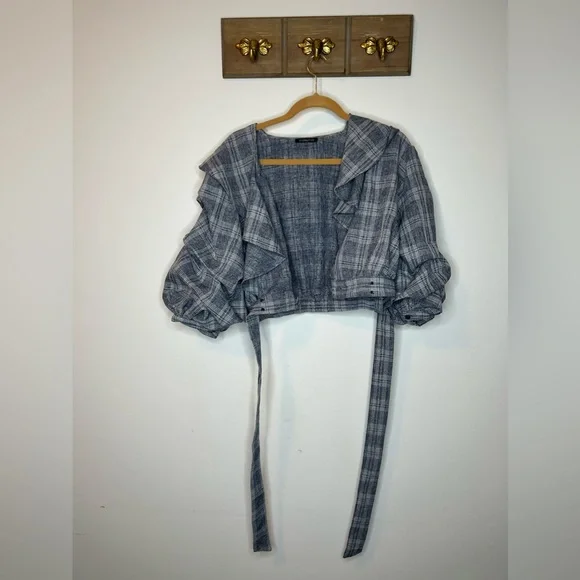 Cqbycq plaid puff shoulder wrap top Size Medium blouse - Picture 9 of 10